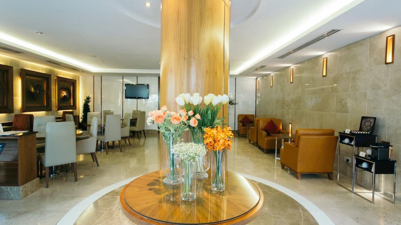 Thomson Residence Hotel