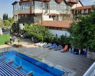 Ozturk Hotel - Hierapolis - Basen