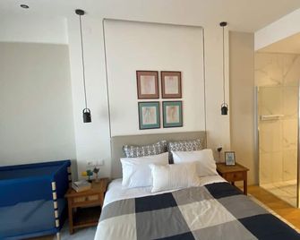 Comfortable Apartment - Sea View - Nea Skioni - Schlafzimmer