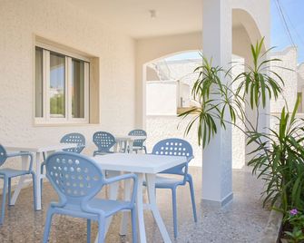 Ammarèa B&B - Torre San Giovanni - Patio