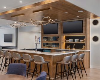 Staybridge Suites Port Elgin By IHG - Port Elgin - Bar