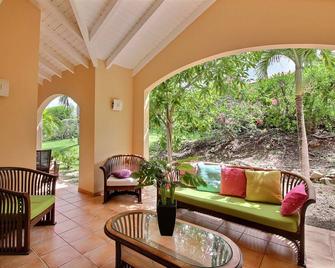 Luxurious Caribbean Contemporary Charm with Breathtaking Panoramic Ocean View - Dutch Cul de Sac - Terasa