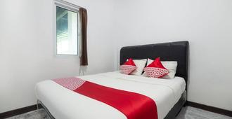 Cattail Guest House Pontianak - Pontianak - Bedroom