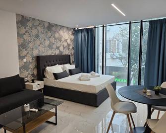 Nikis 20 Suites - Athens - Bedroom