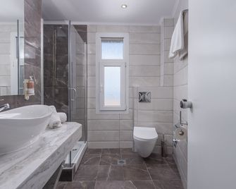 Alia Palace Hotel - Adults Only - Pefkochori