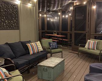 Round House, Central location with Mountain View in Montreat - Montreat - Living room