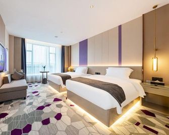 Lavande Hotel Shaoguan Qujiang Nanhua Temple Branch - Shaoguan - Bedroom