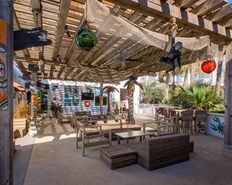Margaritaville Resort Casino - Bossier City - Patio