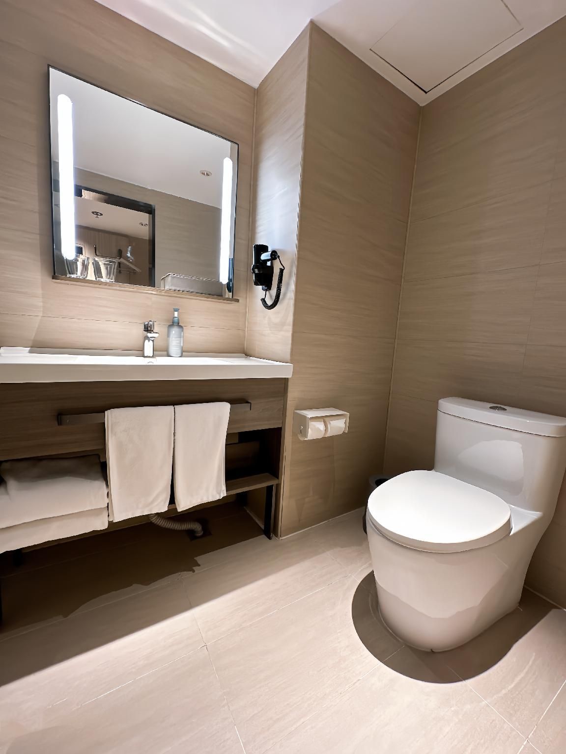 Hanting Express Harbin Railway Station Square - هاربين - غرفة نوم