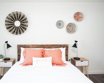 Beautiful Light-Filled Farmhouse W Swing & Slide - Bothell - Slaapkamer