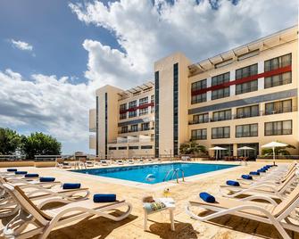 Sao Miguel Park Hotel - Ponta Delgada - Piscina