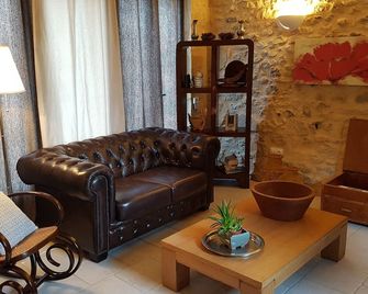 Périgourdine Farmhouse, 2 Hectares Of Nature Halfway Between Lascaux And Sarlat - Les Eyzies-de-Tayac-Sireuil - Salon