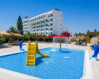 Corfu Hotel - Ayia Napa - Pool