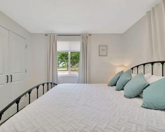 Tiny Home Baby Friendly - Rantoul - Bedroom