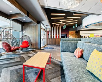 Tru by Hilton Chapel Hill - Chapel Hill - Lounge