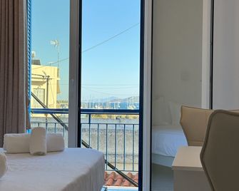 Hotel Avra - Aegina