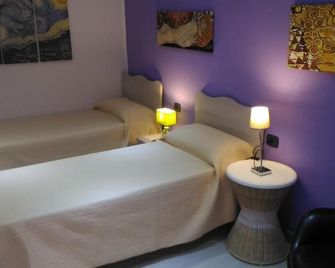 Piazza Castello - Santo Stefano Quisquina