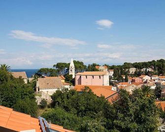 Pepermint - Veli Losinj - Buiten zicht