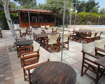Bungalows Camping Kouyoni - Gerakini - Restauracja