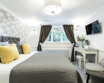 Exclusive Hotel Hire 17 Bedrooms, Close to Town & Beach - Sidmouth - Slaapkamer