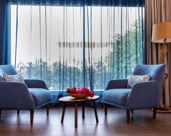 The Lead Hotel - Freetown - Sala de estar