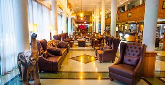 NH Elegant Hotel - Sakon Nakhon - Lounge
