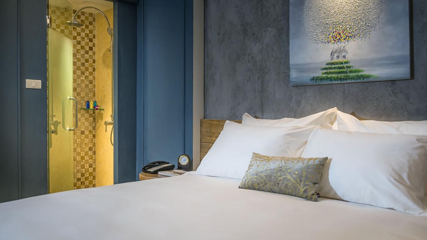 Bespoke Trendy Hotel Hanoi