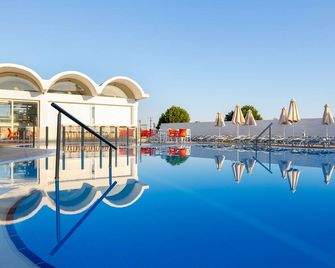 Rodos Star Hotel - Afántou - Pool