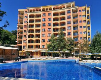 Hotel Paradise - Golden Sands - Budova