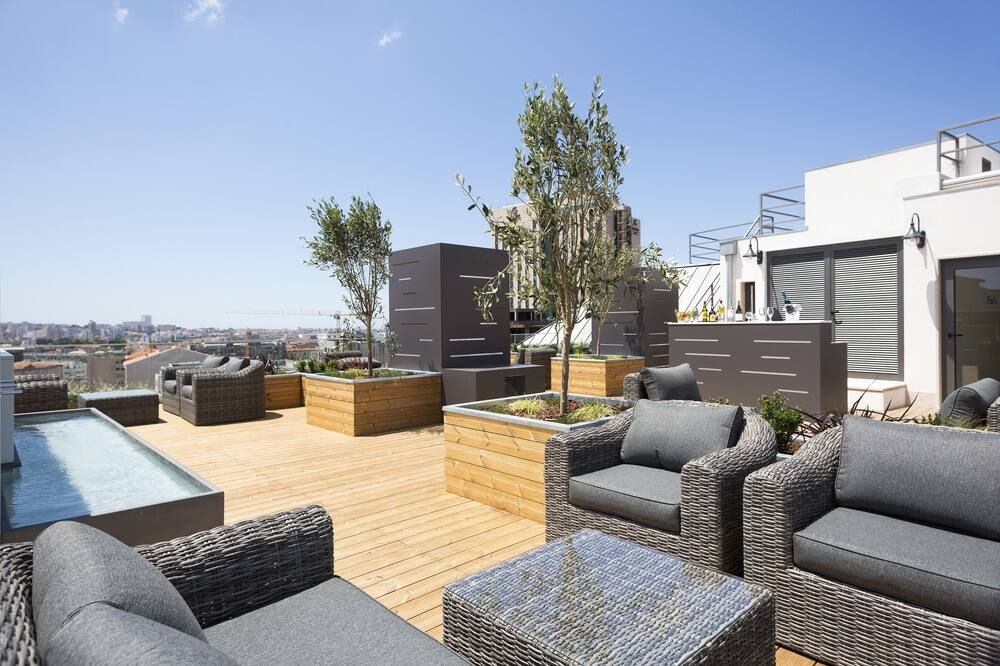 Acta The Avenue - פורטו - גג