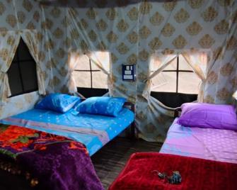 Camp Awara Kanatal - Kanatal - Bedroom