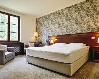 Mokrice Castle Estate - Jesenice (Brezice)