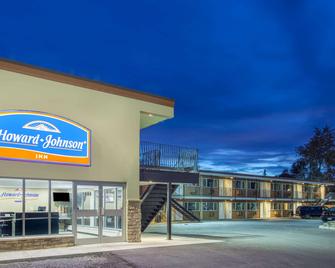 Howard Johnson by Wyndham Kingston - Kingston - Rakennus