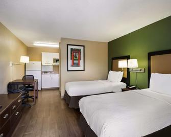 MainStay Suites Knoxville - Cedar Bluff - Farragut - Schlafzimmer