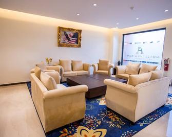 Hotel Americano - Garapan - Lounge