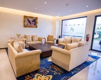 Hotel Americano - Garapan - Lounge