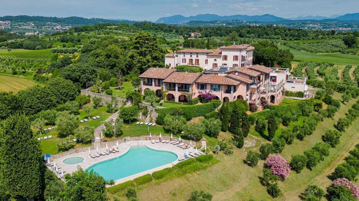 Castello Belvedere Apartments