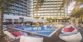 亞斯島羅塔娜酒店 - 阿布達比 - 阿布扎比 - 游泳池