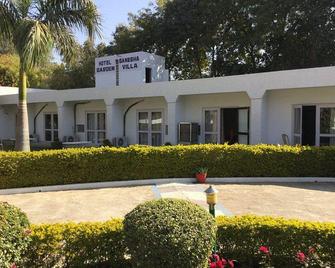 Hotel Ganesha Garden Villa - Khajuraho - Edificio