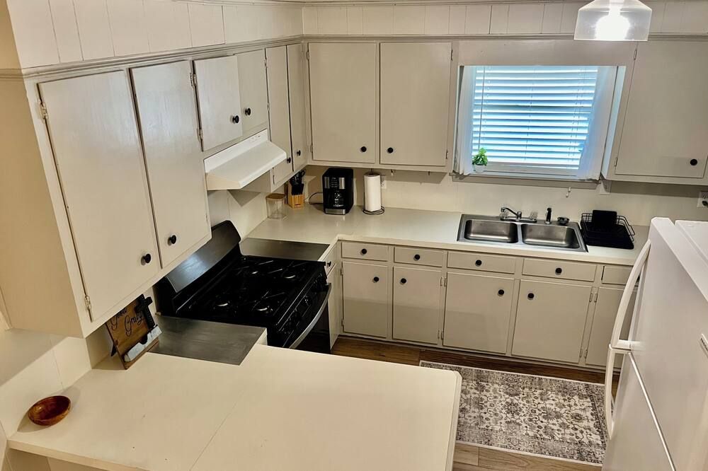 Charming 3-bedroom house in the heart of Saint Francisville La. - Saint Francisville - Keuken