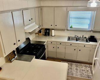 Charming 3-bedroom house in the heart of Saint Francisville La. - Saint Francisville - Cocina