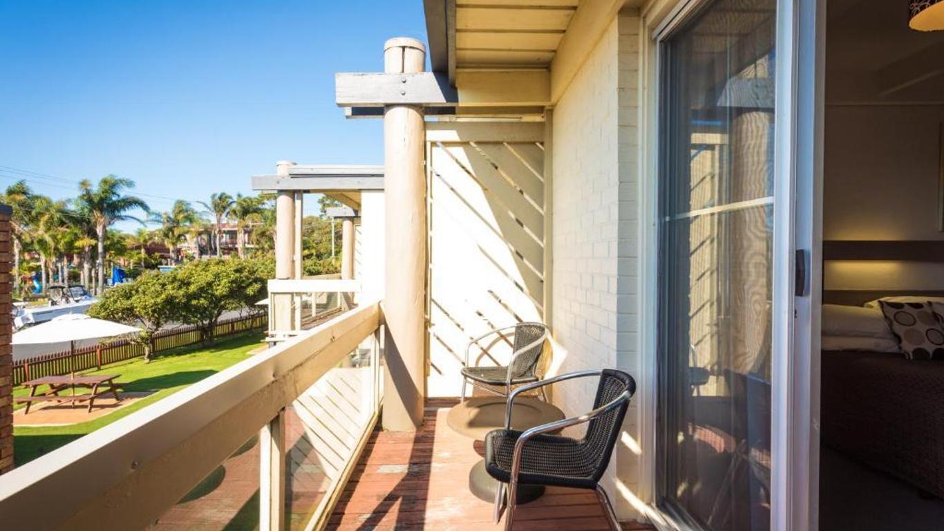 Tween Waters Holiday Park