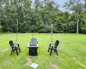 Screened Porch Family-Friendly St Stephe - Saint Stephen - Patio