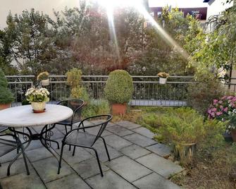 Hotel Altschwabing - Munich - Patio