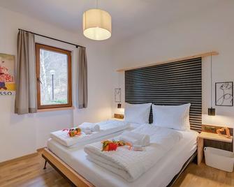 Trudy's House - Tremosine Hilly area - Happy Rentals - Limone sul Garda - Bedroom