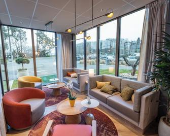 نوفوتيل أنجرز لاك دو ماين - أنجيه - ردهة