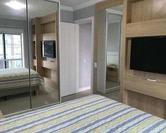 Apto. 03 Quartos à 500m da Praia - Torres - Makuuhuone
