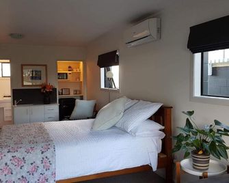 Long St Studio - Raglan - Habitación