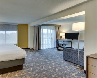Holiday Inn Staunton Conference Center By IHG - Staunton - Habitación