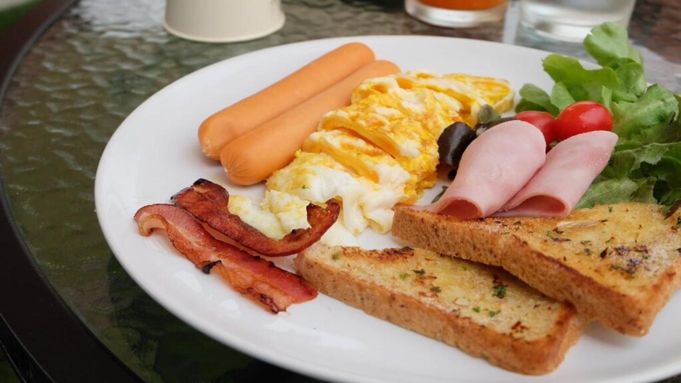 To the Moon Bed and Breakfast